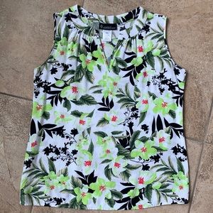 Tropical print sleeveless top